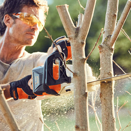 Подметальная машина аккумуляторная stihl